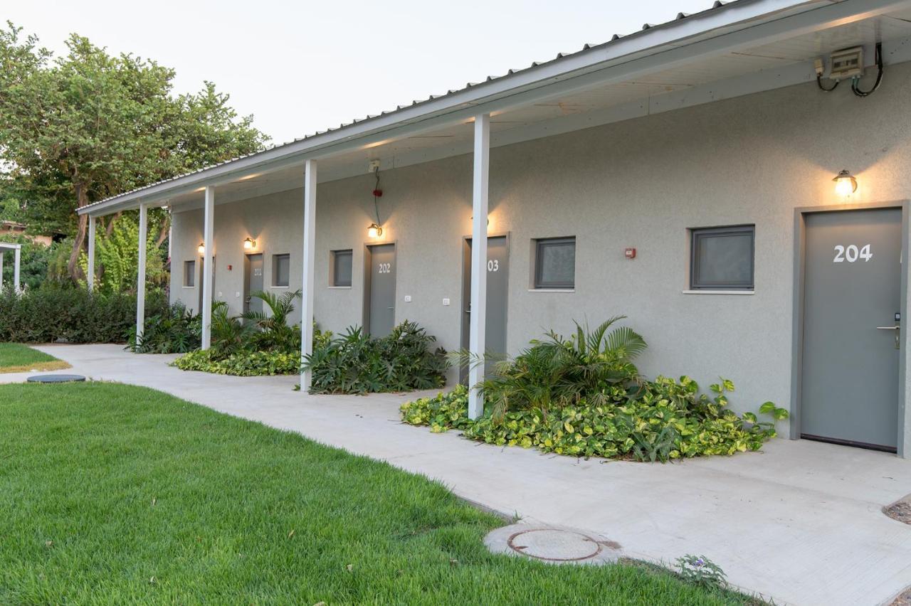 Degania Bet Kibbutz Country Lodging Hotel Kinneret Exterior photo